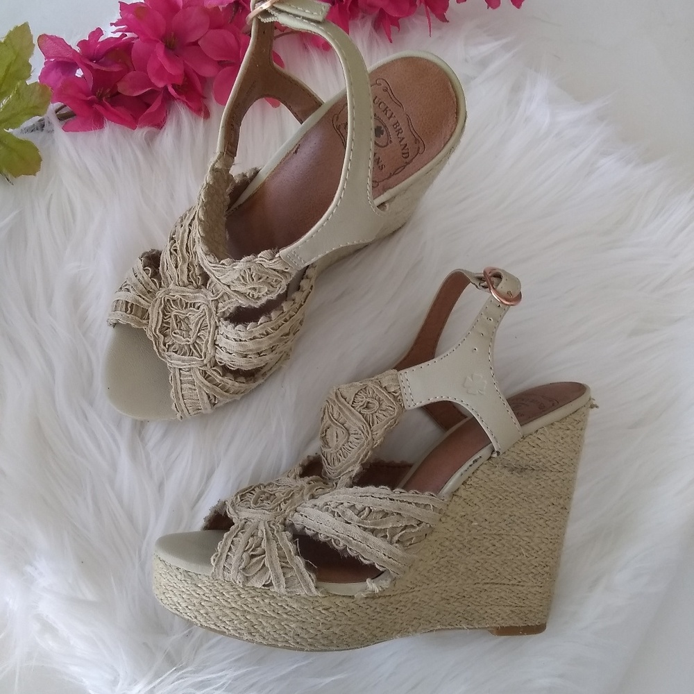 Lucky Brand Taupe Espadrilles Size 7.5